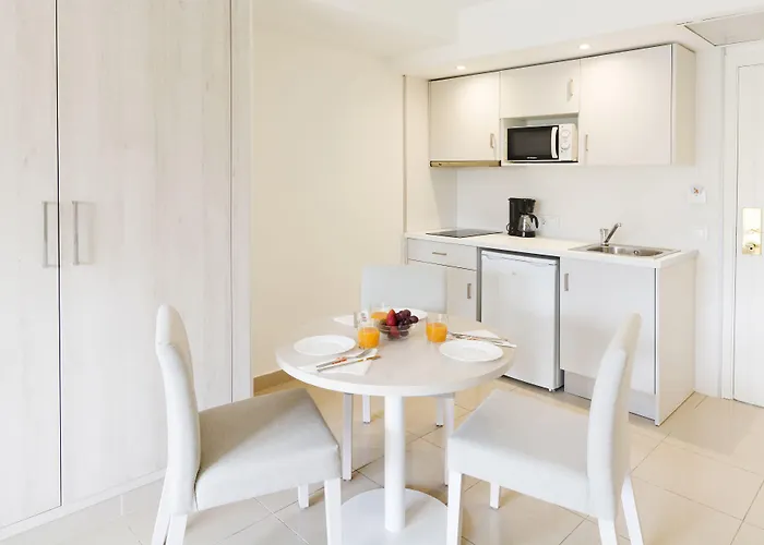 Hsm Solivera 4* Пагуэра