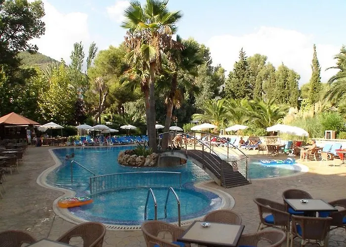 Отель Hsm Solivera 4*