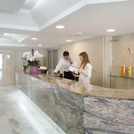 Hsm Solivera 4* باغيرا
